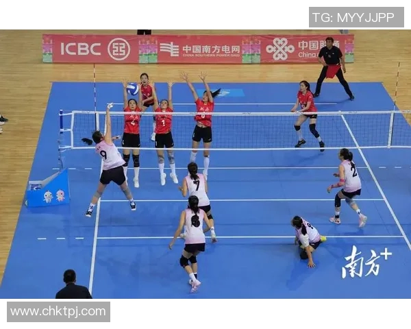 上海排球队防守策略解析:深度探讨排球技艺与团队协作 上海排球队防守策略解析:深度探讨排球技艺与团队协作