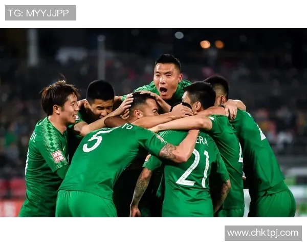 南京羽毛球队以67分稳居联赛积分榜首位展现强劲实力