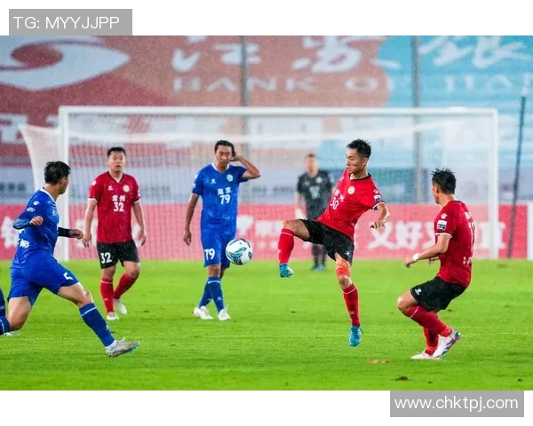 南京足球队技术对比深度解析揭示球队优势与不足之处