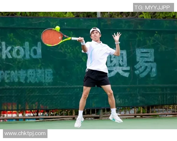 成都网球队的节奏揭秘：网球巨献背后的故事与激情