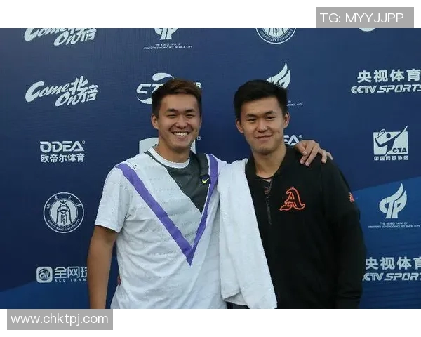 重庆网球队的整体压制策略揭秘与网球深度分析 重庆网球队的整体压制策略揭秘与网球深度分析