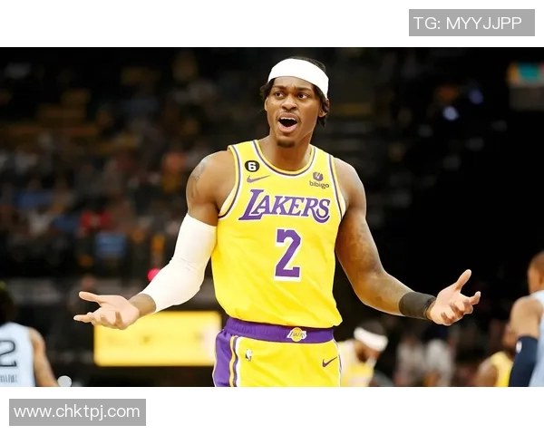 湖人对决热火激情四溢NBA赛场火爆对抗引发球迷热议