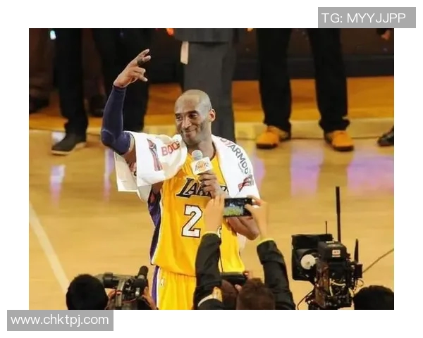 科比与小球迷的篮球梦交汇瞬间，感动与热爱永存心间