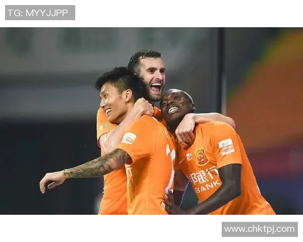 克鲁塞罗与河床精彩对决直播全程回顾与分析