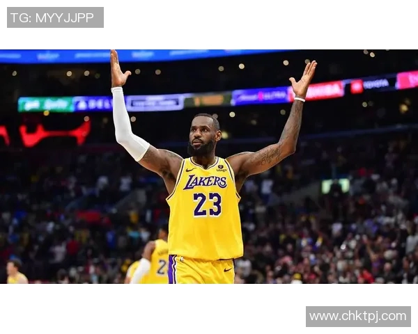 詹姆斯创历史新里程碑成为首位4万分1万板1万助球员