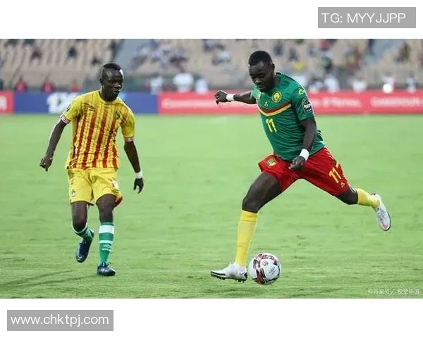 喀麦隆与荷兰上半场精彩对决分析及战术解读